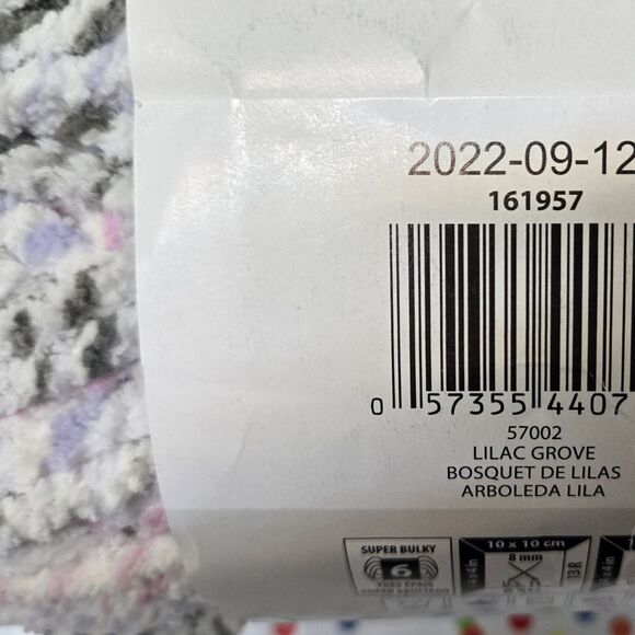 Bernat Blanket Twist Yarn LILAC GROVE 10.5 OZ SKEIN - Picture 5 of 8